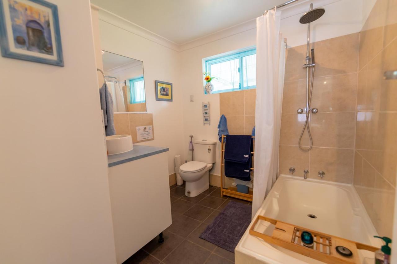 Shabby Chic Shack - 2 Bedroom Beach Cottage Янчеп Екстер'єр фото